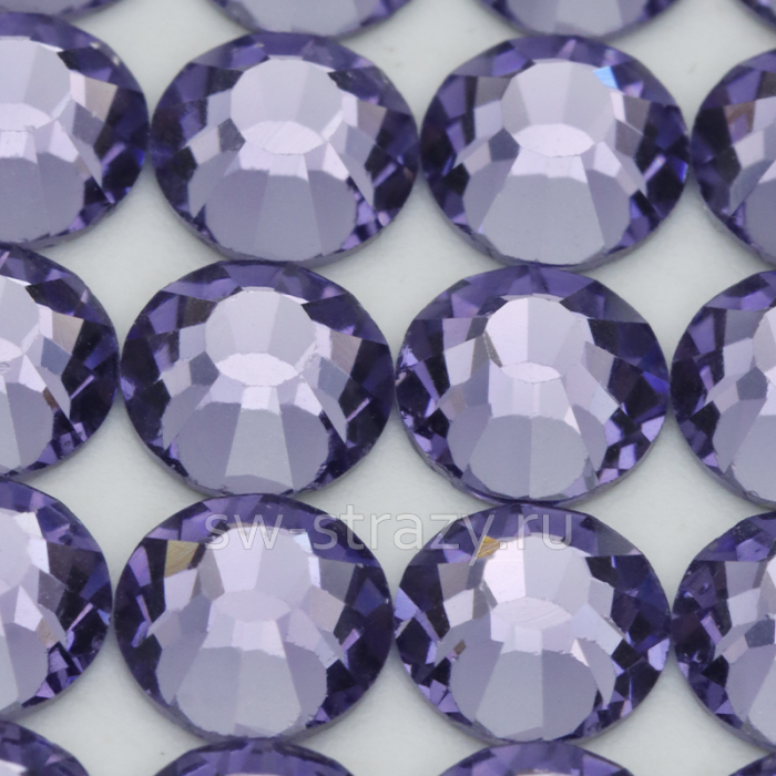 YHB 28 ss8 Tanzanite F 136